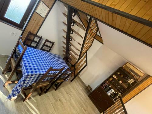 Apartamento Per�nyi Pince �s Vend�gh�z Haj�s
