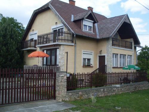 Hostal Szieszta Apartman