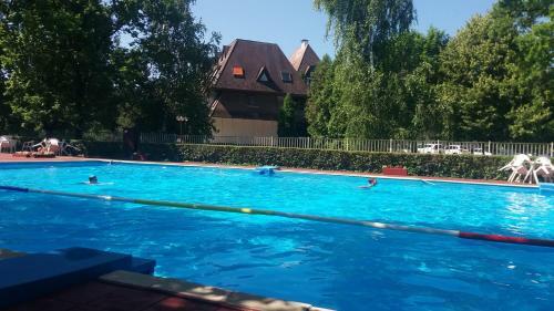 K�k Vitorl�s Apartman