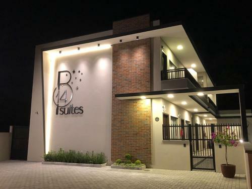 Hostal B14 Su�tes
