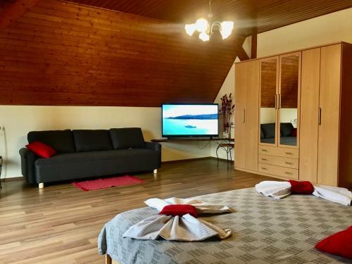 Hostal Marta Guest House