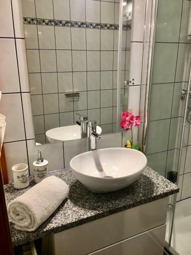 Hostal Marta Guest House