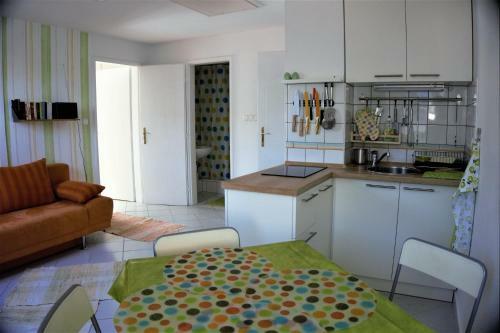 Nefelejcs Apartmanh�z