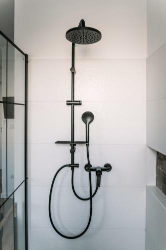 B15 - Wood&black Apartman