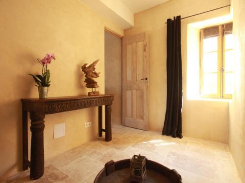 Hostal Les Remparts