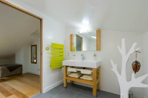 Bed & Breakfast Chambres D'h�tes Aux Deux Buis