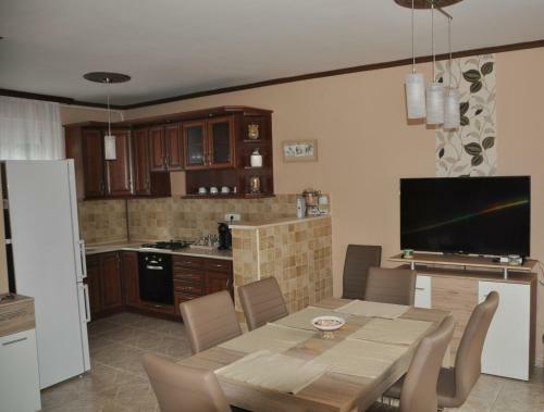 Gy?rszem Apartman