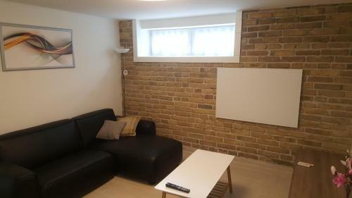 Orhidea Szuter�n Apartman
