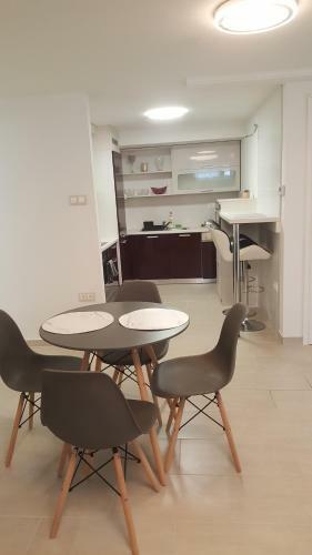 Orhidea Szuter�n Apartman