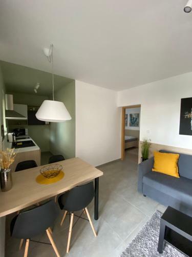 Maxim Apartments