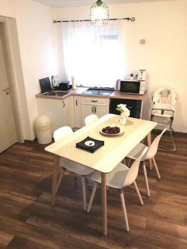 Pipacs Apartmanh�z