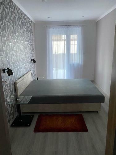 Napsug�r Apartmanh�z