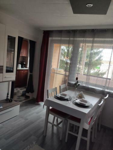 Silver Apartman