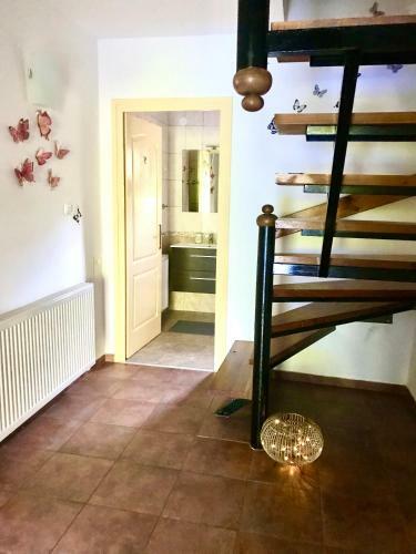 Viharsarki Apartman