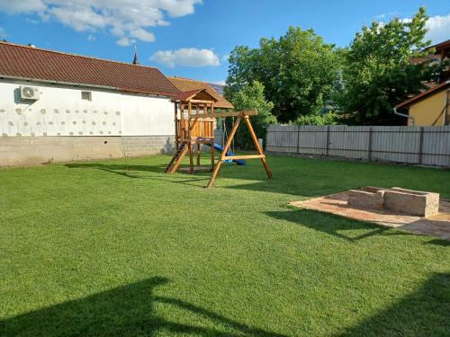 Junior Apartman