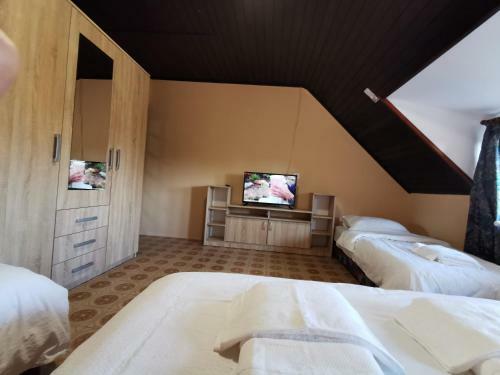 Hostal Ambient Deluxe Apartman