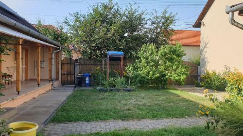 Kisfaludy Apartman
