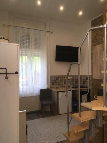 M�ra Apartmanh�z