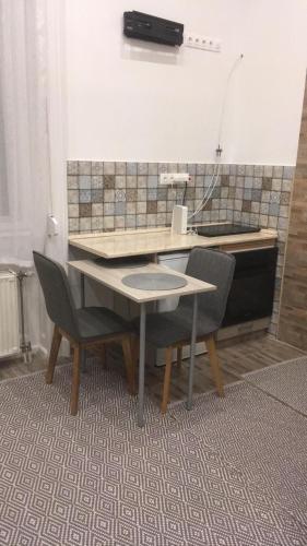 M�ra Apartmanh�z