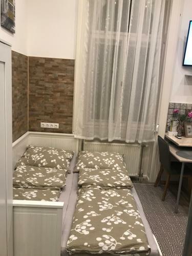 M�ra Apartmanh�z