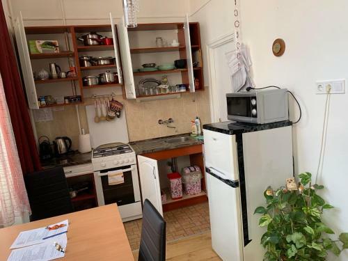 V�ros Sz�ve Apartman