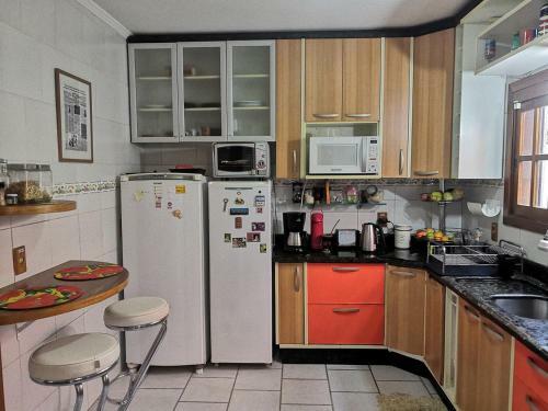 Casa A Beira Do Rio Guaiba Em Porto Alegre - Rs