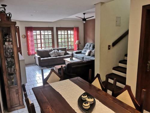 Casa A Beira Do Rio Guaiba Em Porto Alegre - Rs