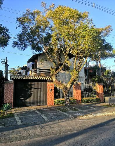 Casa A Beira Do Rio Guaiba Em Porto Alegre - Rs