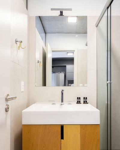 Apartamento Charlie Porto Alegre Pra�a 4