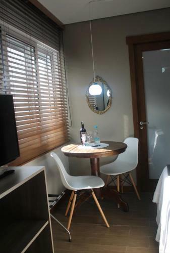 Apartamento Porto Retr� Residence