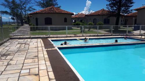 Chal� Com 2 Quartos A Beira Mar