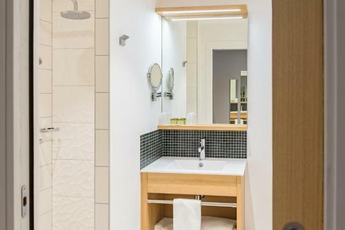 Hotel Logis Grand H�tel Des Bains