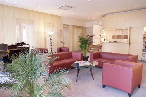 Hotel Logis Grand H�tel Des Bains
