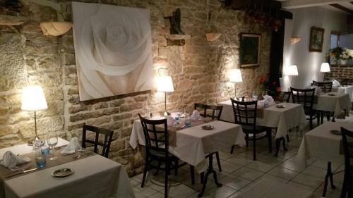 Hotel La Truite De La Loue