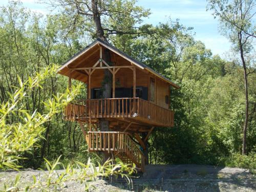 Hostal Vadul Lupilor