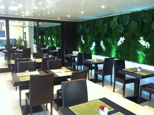 Hotel H�tel Du Val De Seine