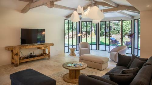 Bed & Breakfast Chambres D'h�tes Domaine Du Buc