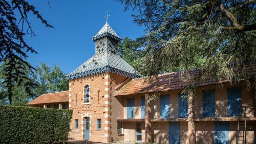 Bed & Breakfast Chambres D'h�tes Domaine Du Buc