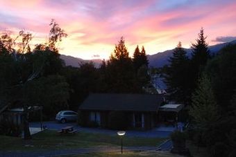 The Chalets Motel