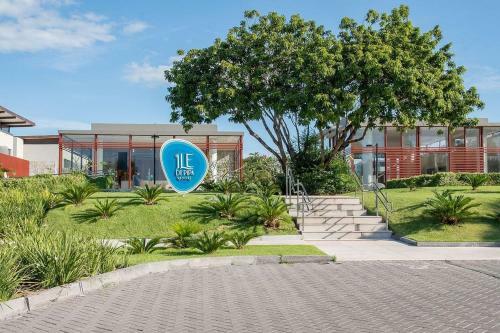 Apartamento Qavi - Flat Luxo Com Piscina Privativa Na Rua Principal