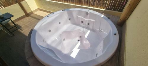 Posada Pousada Lua Nova Pipa Chales Com Hidromassagem E Jacuzzi