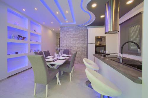Luxury Vall Apartment
