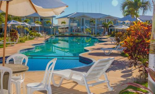 Villa Duplex 4 Quartos Com Piscina - Cond Mar Da Galileia
