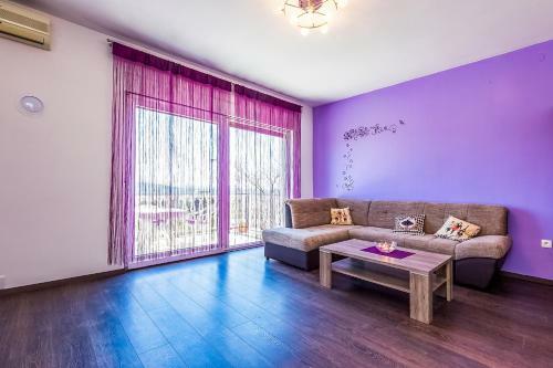 Apartman - The View