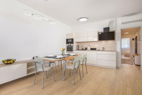 Apartment Mara