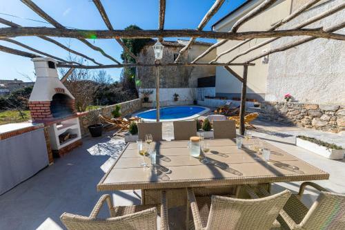 Villa Elm