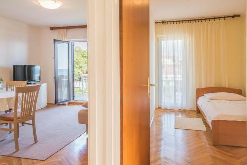 Apartments Ana S