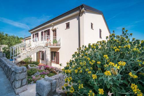 Apartments Ana S