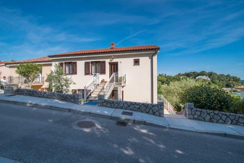 Apartments Ana S