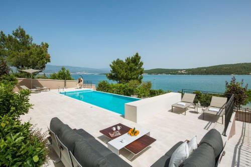 Beautiful Villa Veglia Palace